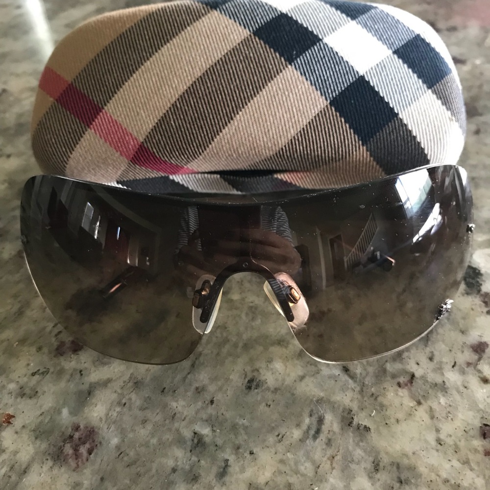 Burberry sunglasses